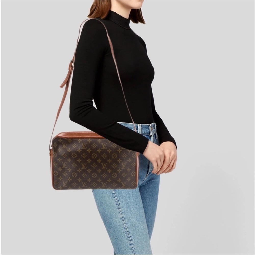 Louis Vuitton Monogram Sac Bandouliere Messenger Crossbody Bag Purse - Picture 2 of 13